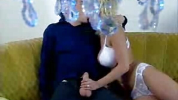 وقحة زوجة شعر كس الحمار باستخدام هزاز لها شعر سكس مترجم اخوات كس